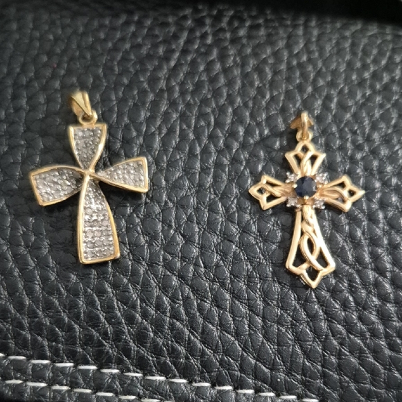 925 Goldnplated Sterling silver Cross. Offering 2nd One As Gift. Don't Wear.